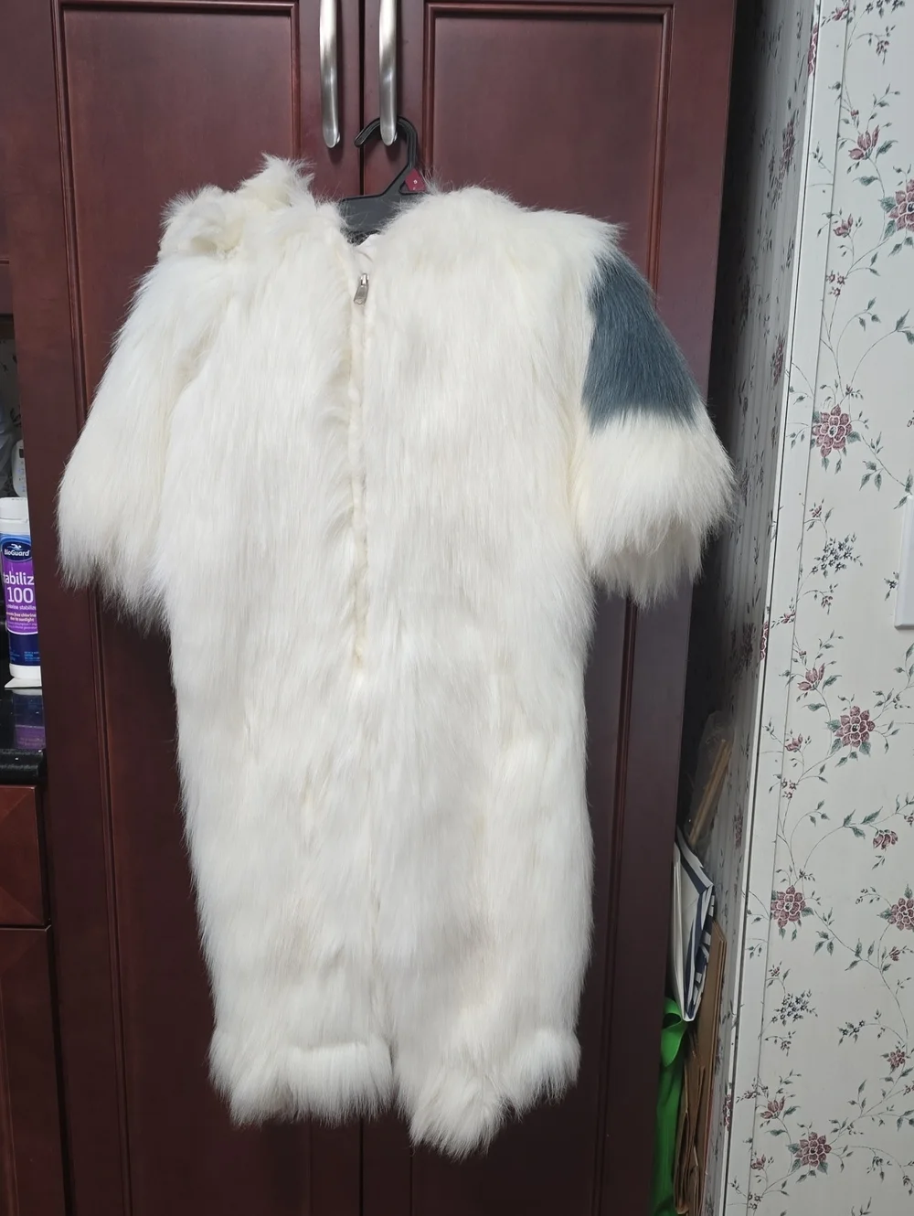 Very Vintage.White Furry Doggie Kids Costume Hooded  Head & Mitts To Cover Hands